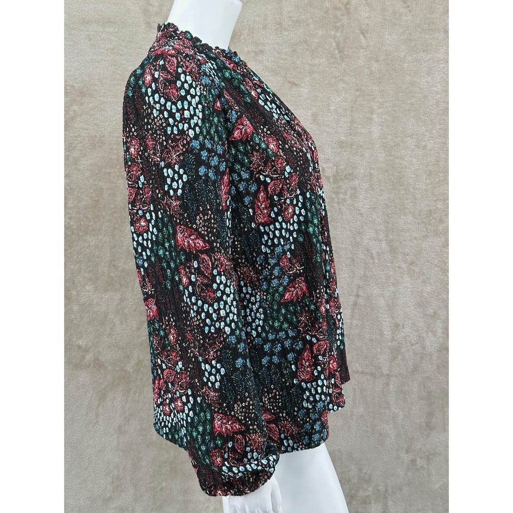 Ann Taylor LOFT Top‎ Womens Medium Black Dark Floral Boho Ruffle V-Neck Textured - Picture 3 of 9